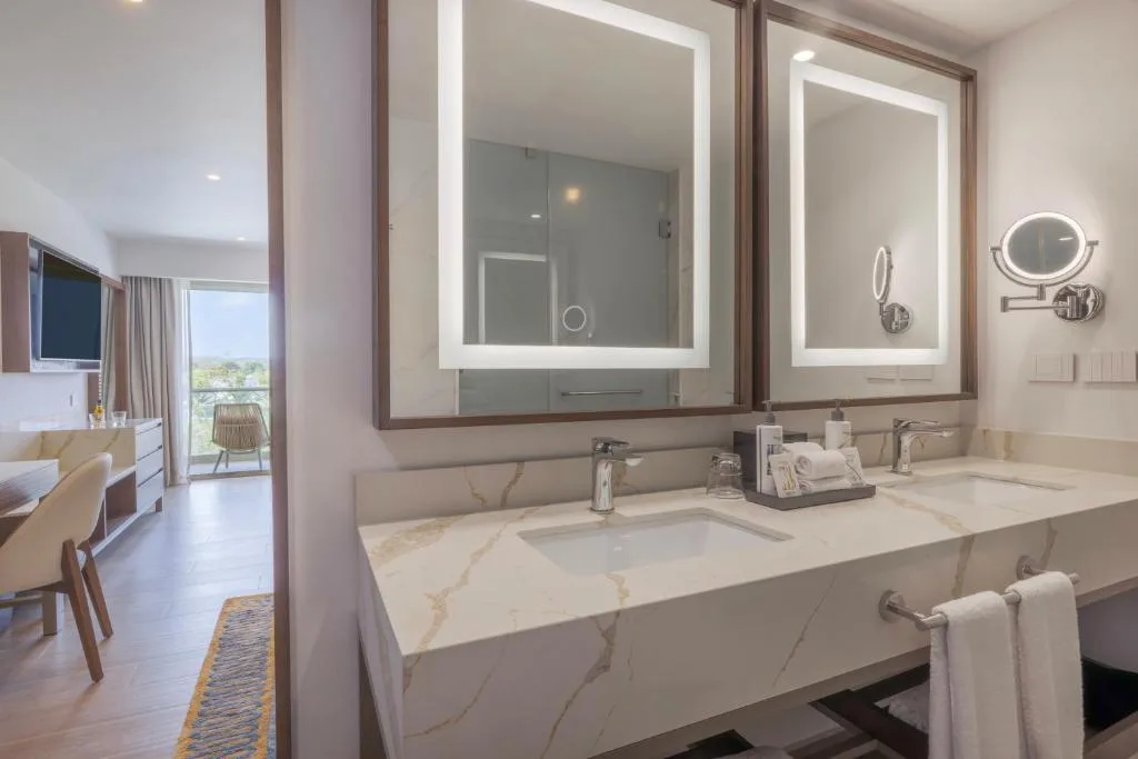 Royalton Vessence Barbados, An Autograph Collection All-Inclusive Resort: another view