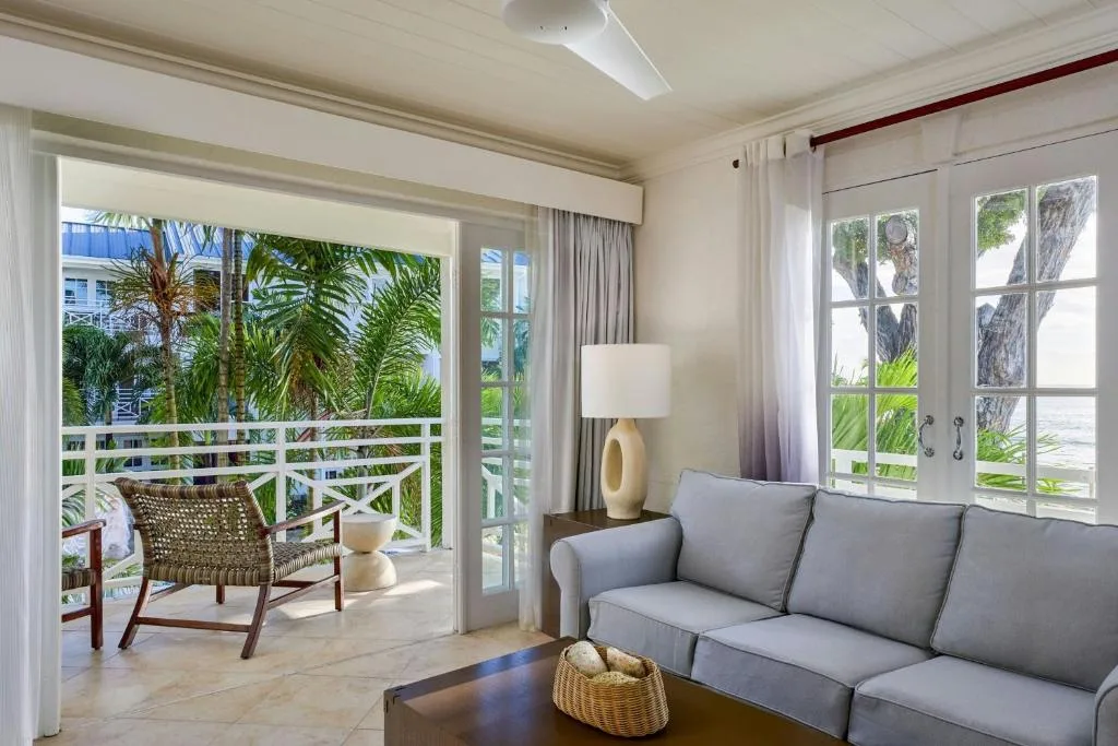 Treasure Beach Art Hotel, An Autograph Collection All-Inclusive Resort: another view