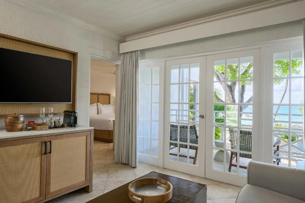 Treasure Beach Art Hotel, An Autograph Collection All-Inclusive Resort: another view